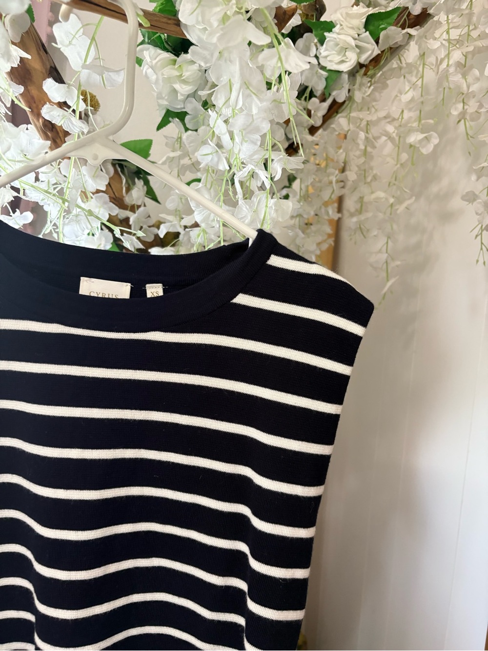 Cyrus Navy and White Striped Sleeveless Tank - Picture 3 of 6